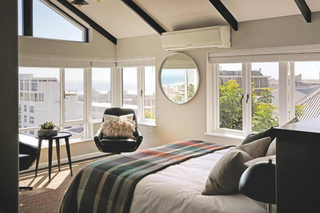 Holiday home Deane House - Number 17 Cape Town